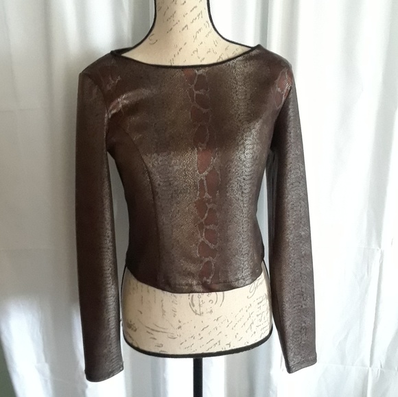 bebe Tops - Bebe sz Large Faux Snakeskin Crop Top